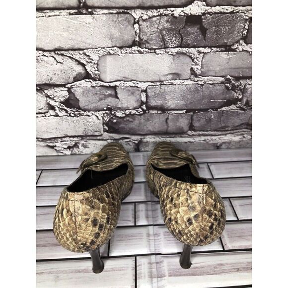 Stuart Weitzman Brown Taupe Leather Python Square Toe Buckle Heels Women Sz 8.5M - Picture 9 of 16